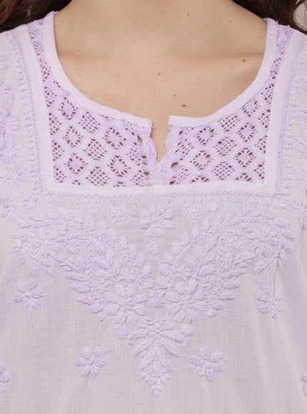 Women Chikankari Embroidered Straight Kurta